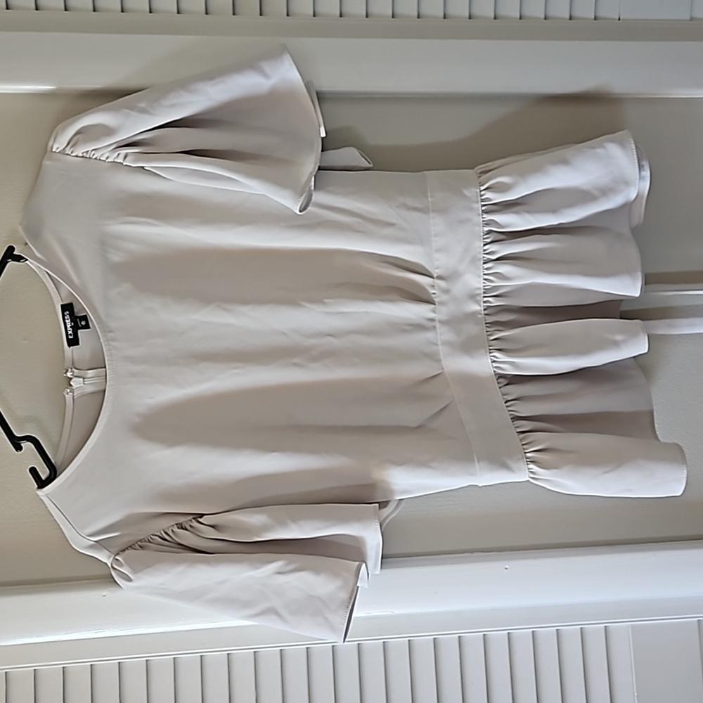Express Ruffled top